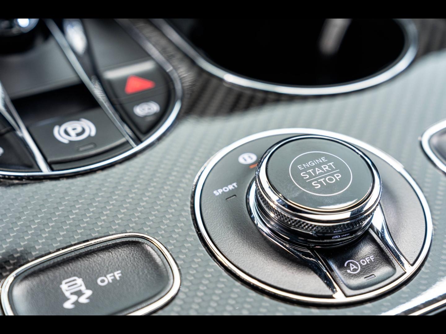 Voitures occasions BENTLEY Bentayga Base Mougins