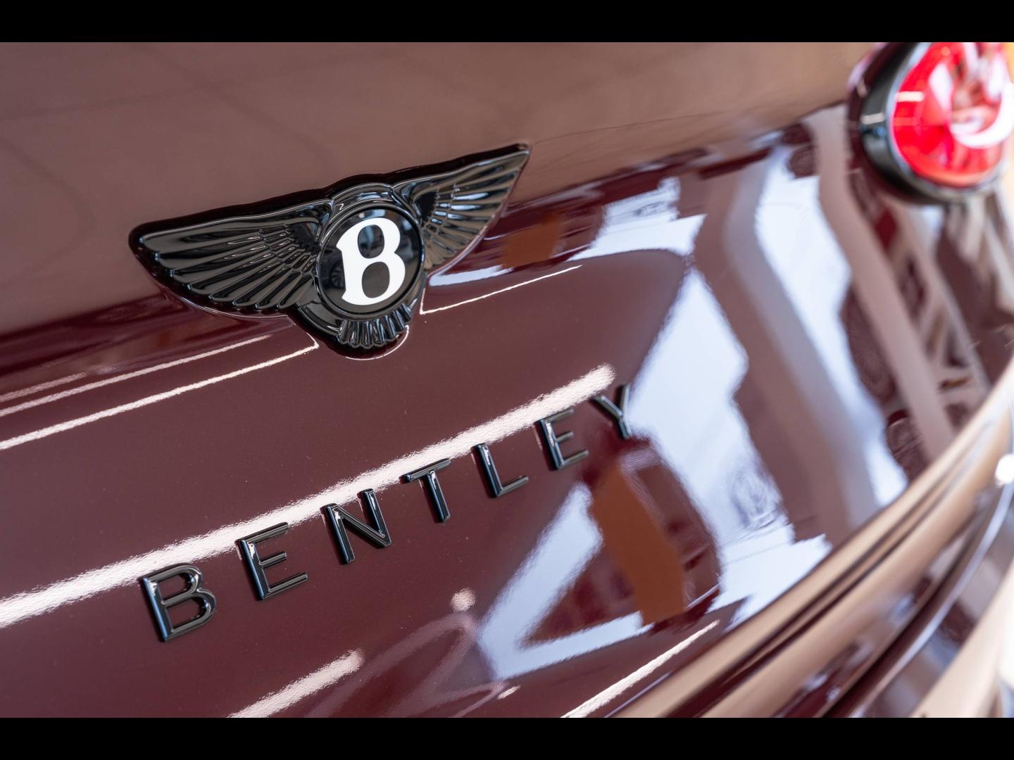 Voitures occasions BENTLEY Bentayga Base Mougins