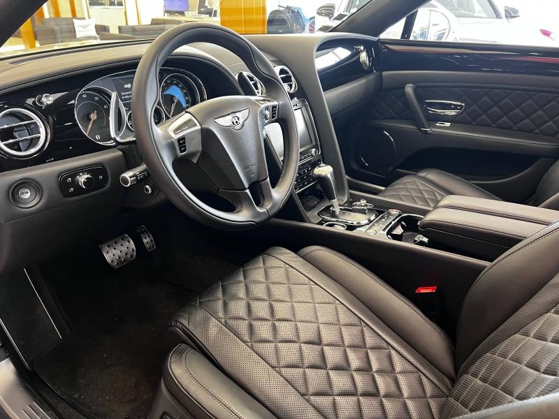 Voitures occasions BENTLEY Flying Spur Base Mérignac