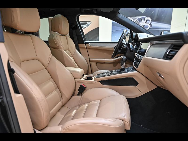 Voitures occasions PORSCHE MACAN Turbo Mérignac