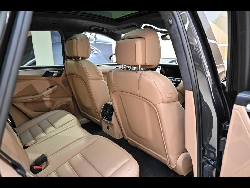 Voitures occasions PORSCHE MACAN Turbo Mérignac