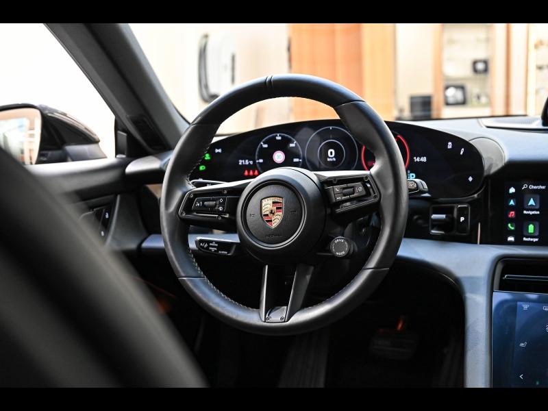 Voitures occasions PORSCHE Taycan Base Mérignac