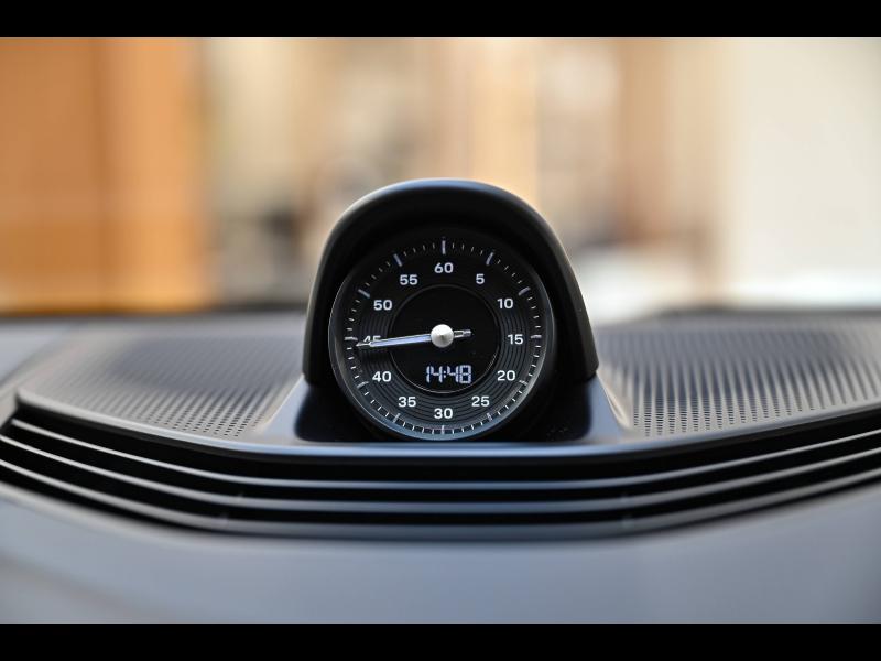 Voitures occasions PORSCHE Taycan Base Mérignac