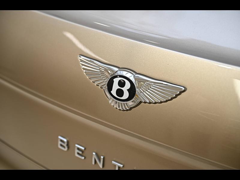 Voitures occasions BENTLEY Flying Spur Base Paris