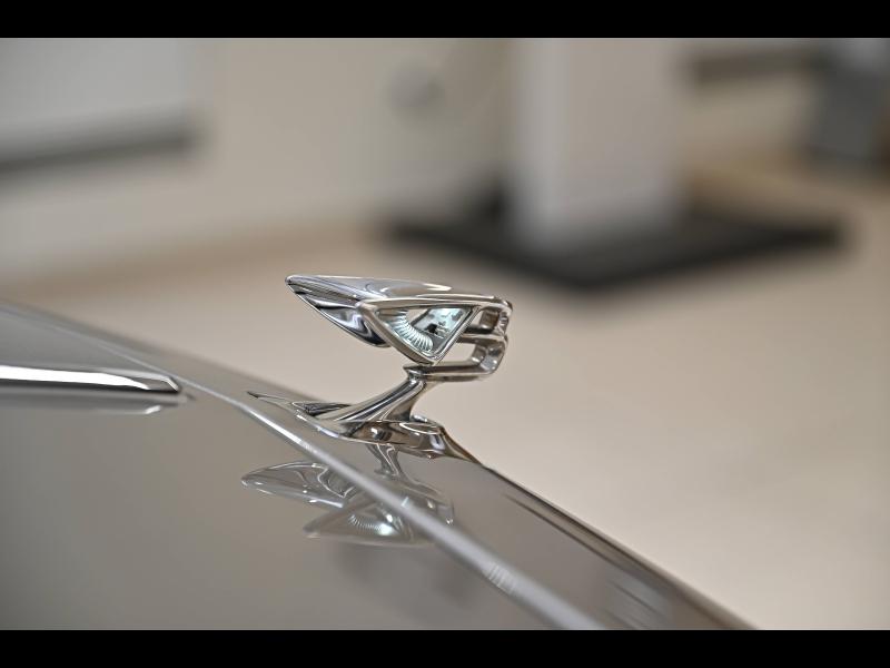 Voitures occasions BENTLEY Flying Spur Base Paris