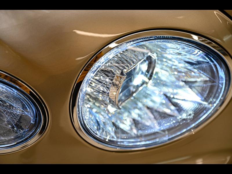 Voitures occasions BENTLEY Flying Spur Base Paris