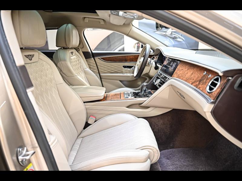 Voitures occasions BENTLEY Flying Spur Base Paris