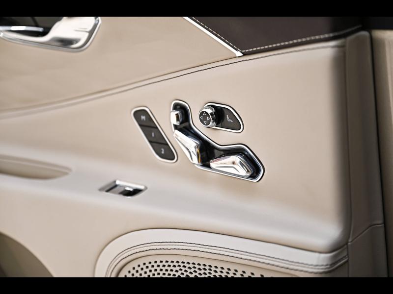 Voitures occasions BENTLEY Flying Spur Base Paris