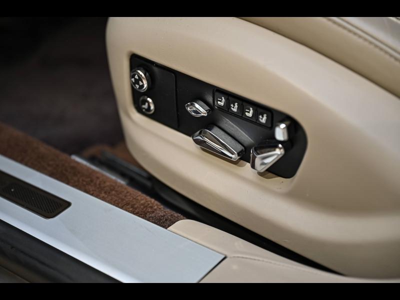 Voitures occasions BENTLEY Flying Spur Base Paris