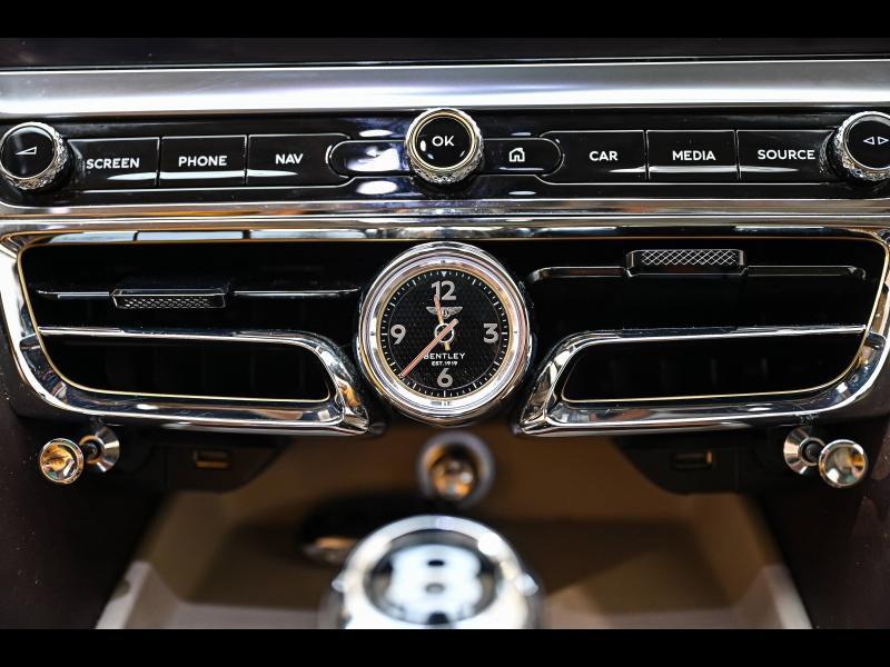 Voitures occasions BENTLEY Flying Spur Base Paris