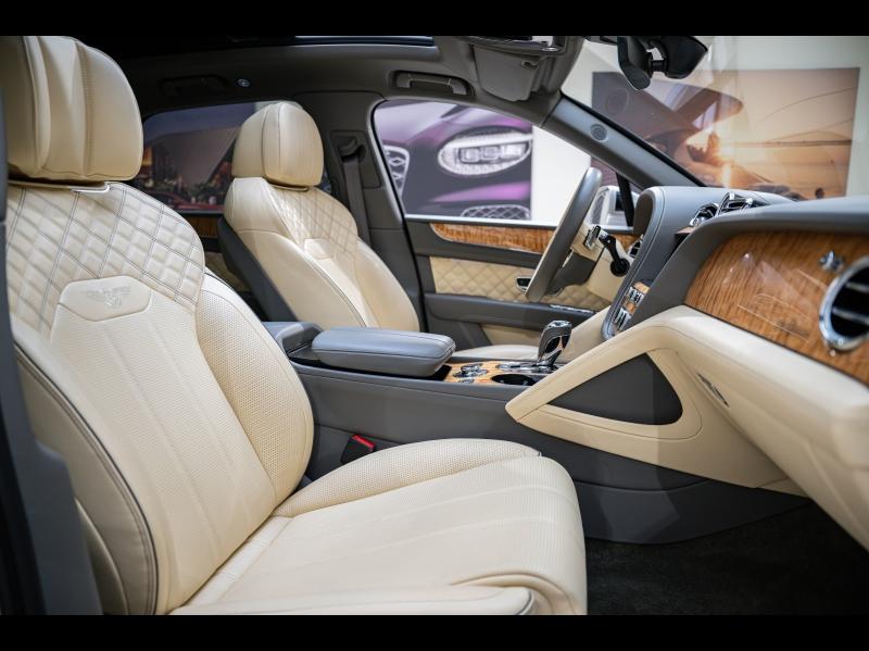 Voitures occasions BENTLEY Bentayga Base Paris