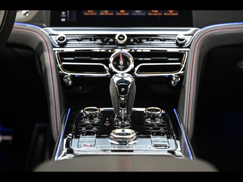 Voitures occasions BENTLEY Flying Spur Base Paris