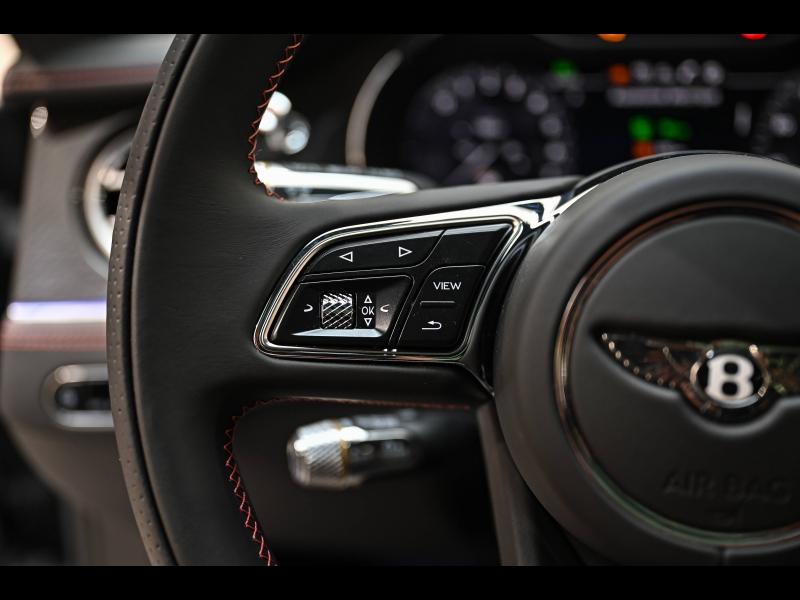 Voitures occasions BENTLEY Flying Spur Base Paris