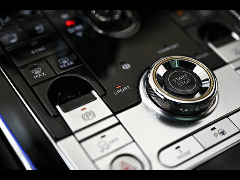 Voitures occasions BENTLEY Flying Spur Base Paris