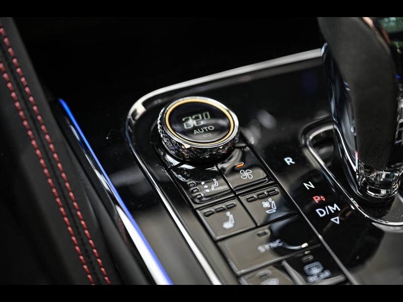 Voitures occasions BENTLEY Flying Spur Base Paris