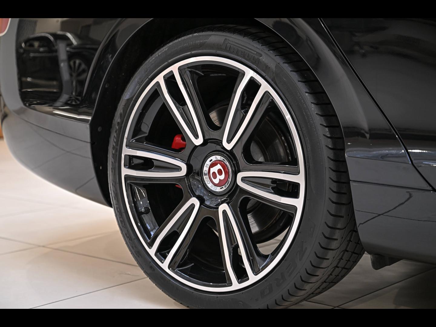 Voitures occasions BENTLEY Flying Spur Base Paris