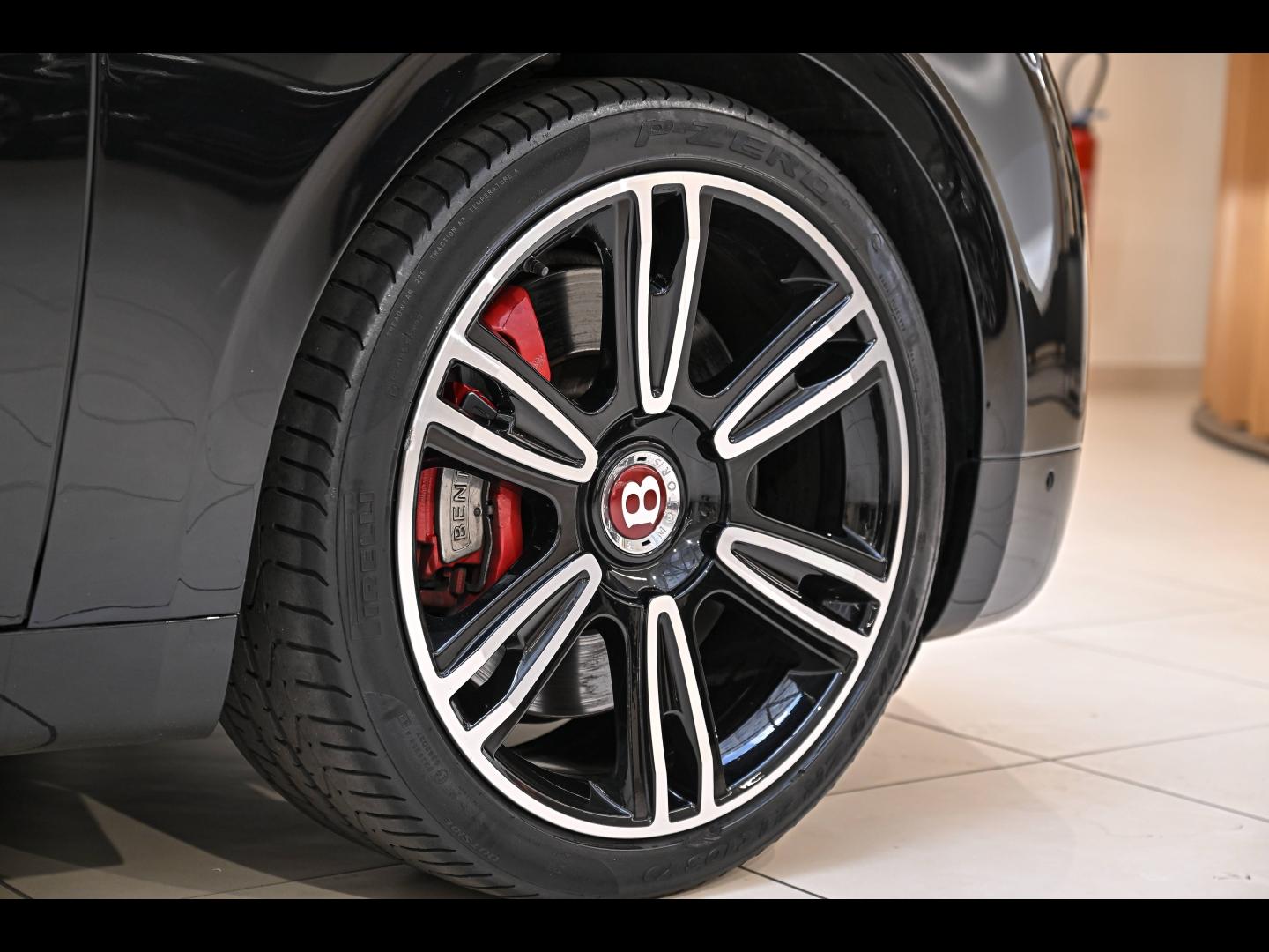 Voitures occasions BENTLEY Flying Spur Base Paris