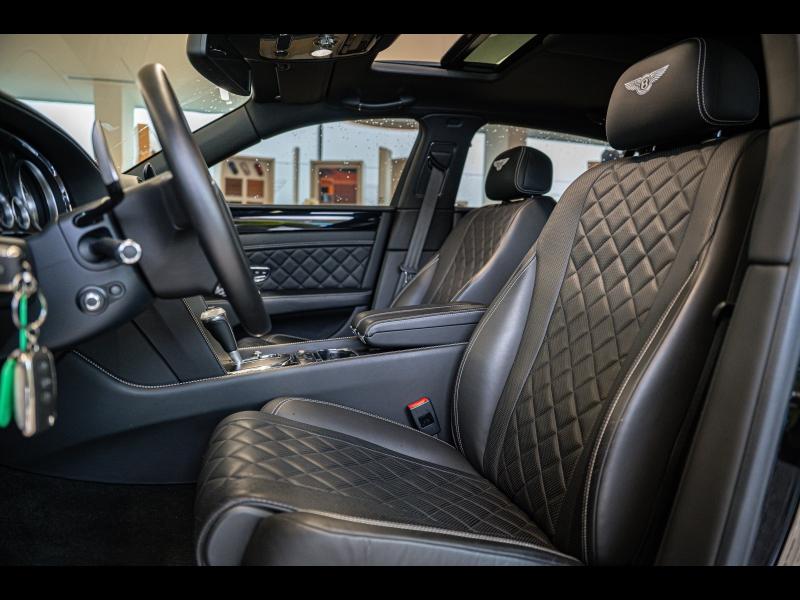 Voitures occasions BENTLEY Flying Spur Base Paris