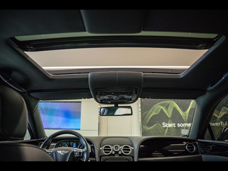 Voitures occasions BENTLEY Flying Spur Base Paris