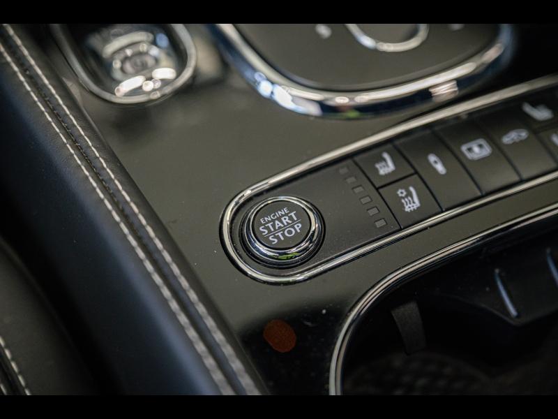 Voitures occasions BENTLEY Flying Spur Base Paris