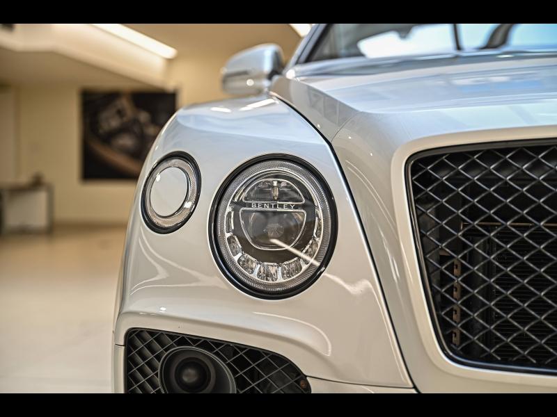 Voitures occasions BENTLEY Bentayga Base Paris