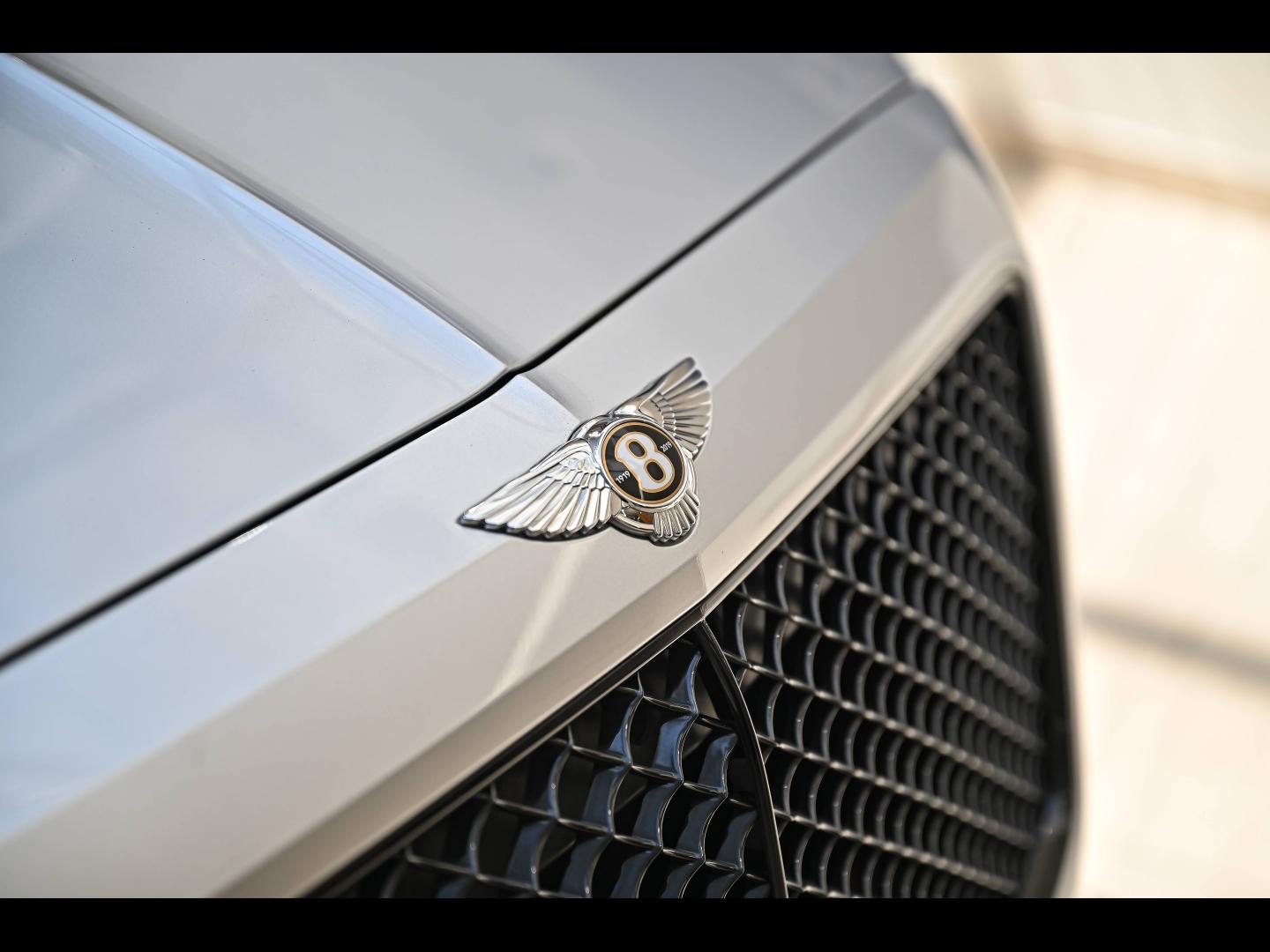 Voitures occasions BENTLEY Bentayga Base Paris