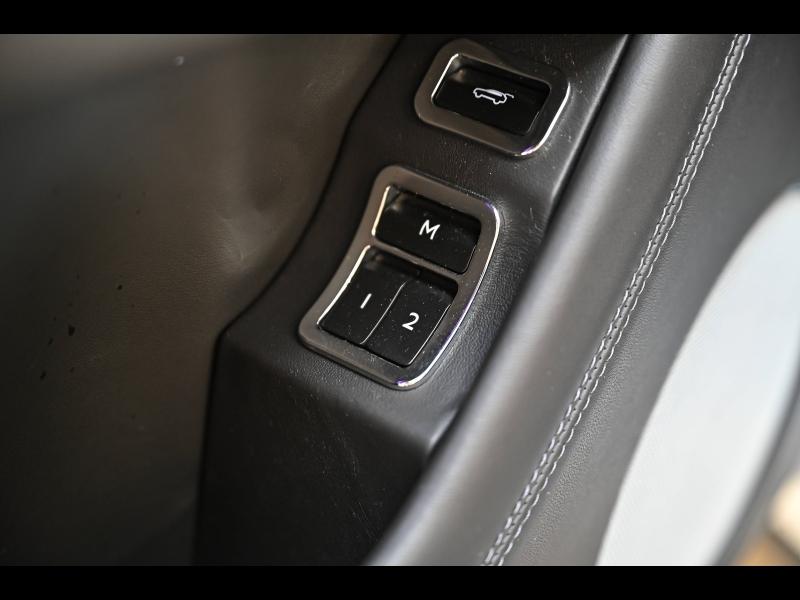 Voitures occasions BENTLEY Bentayga Base Paris