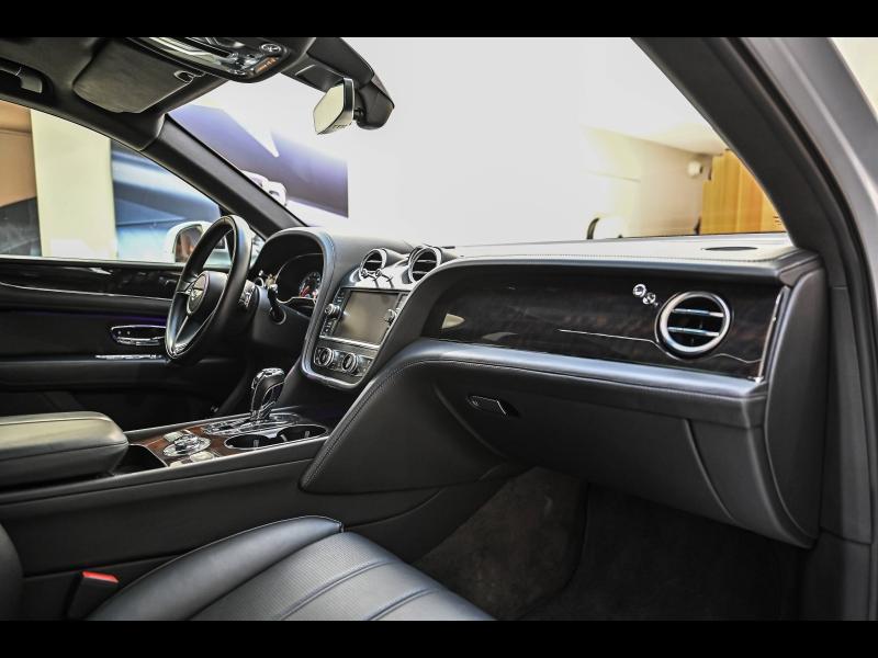 Voitures occasions BENTLEY Bentayga Base Paris