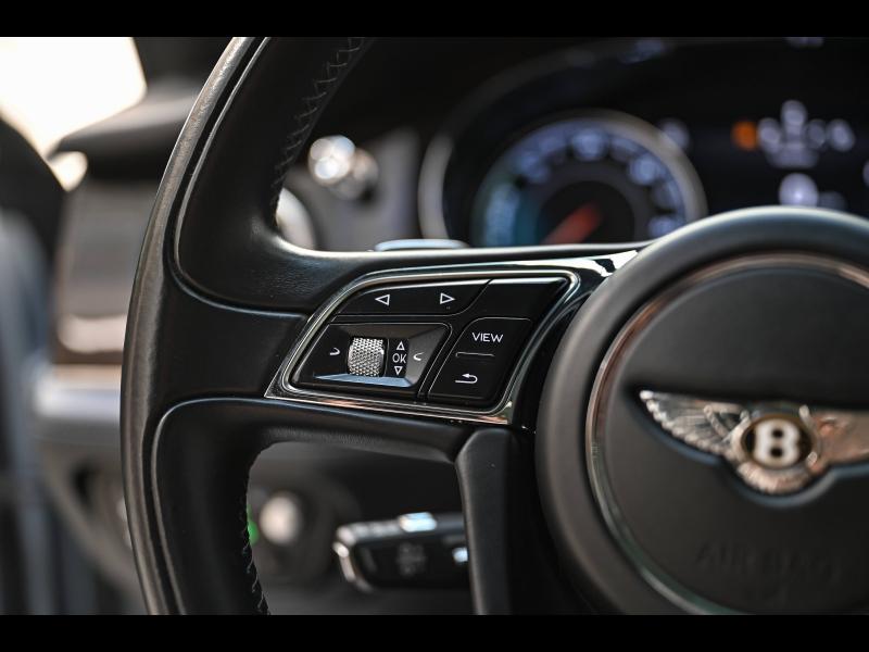 Voitures occasions BENTLEY Bentayga Base Paris