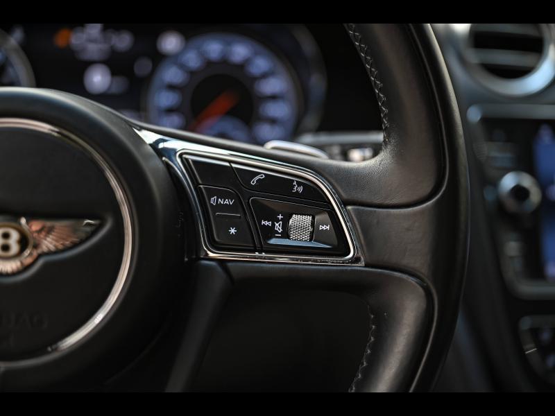 Voitures occasions BENTLEY Bentayga Base Paris