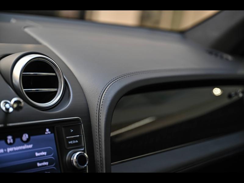 Voitures occasions BENTLEY Bentayga Base Paris