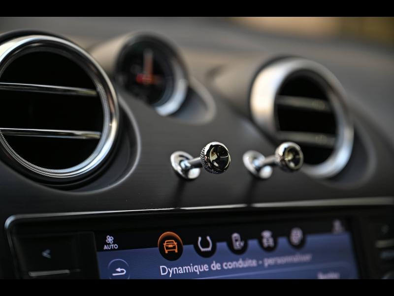 Voitures occasions BENTLEY Bentayga Base Paris