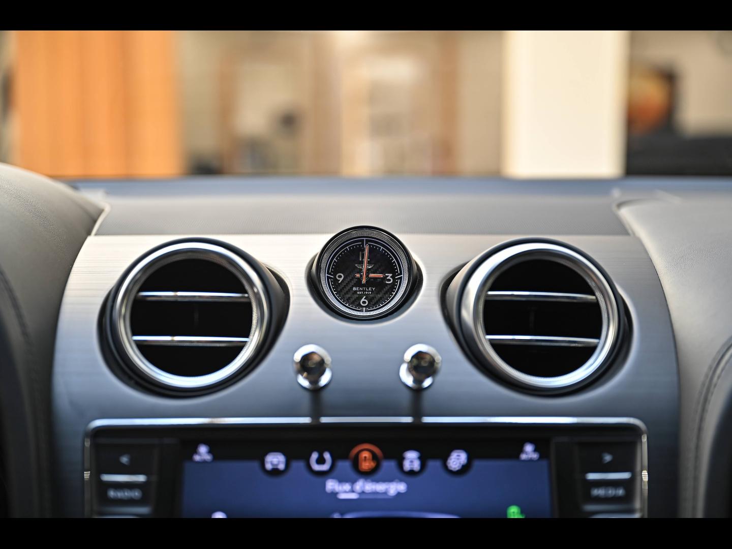 Voitures occasions BENTLEY Bentayga Base Paris