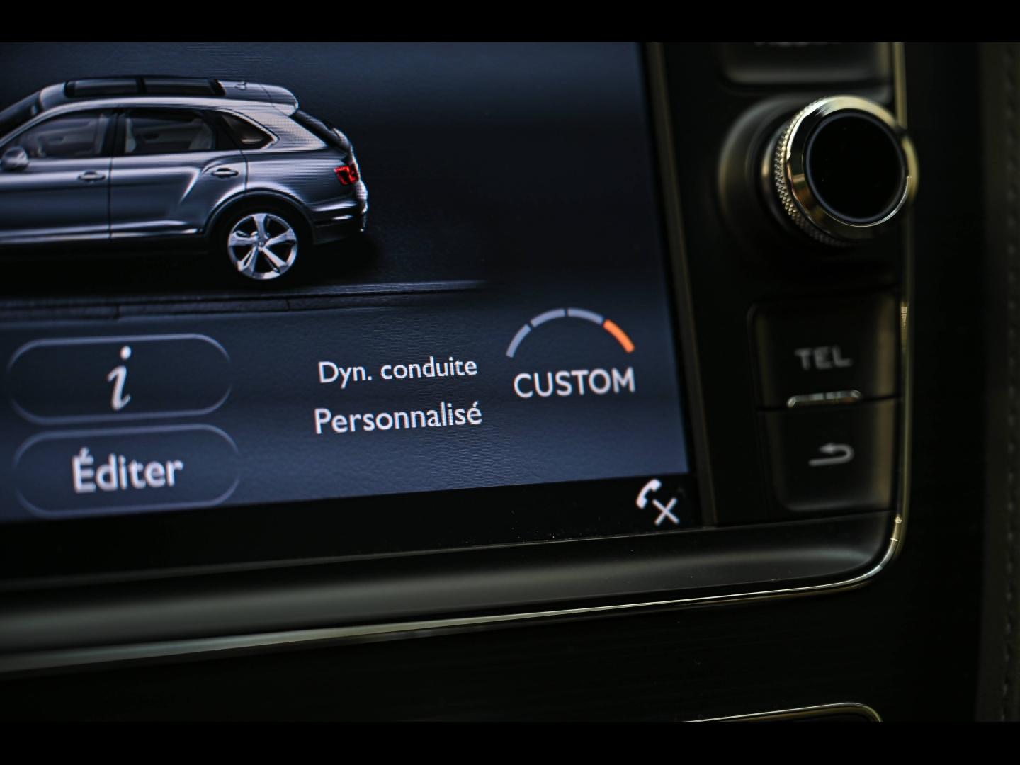 Voitures occasions BENTLEY Bentayga Base Paris