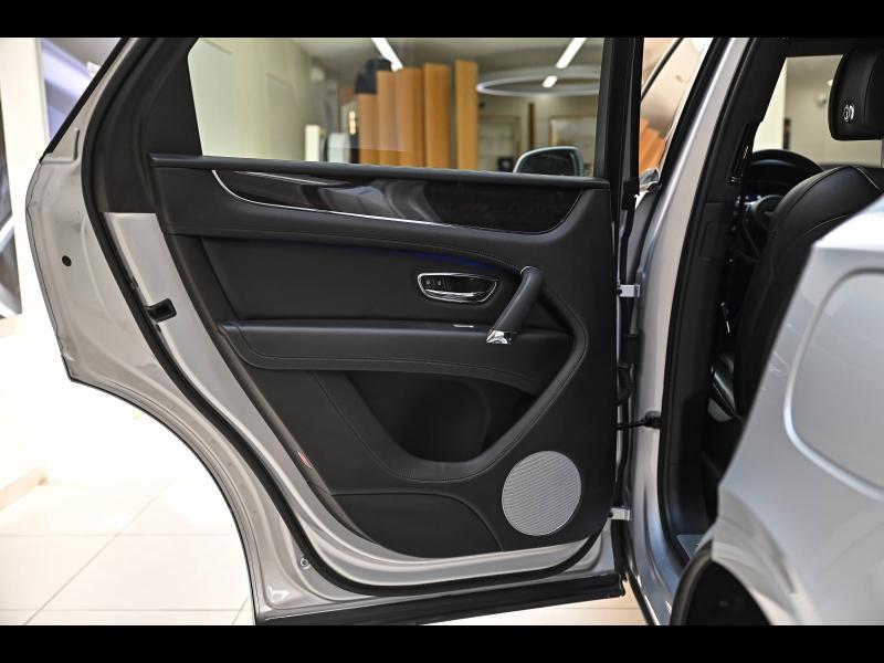 Voitures occasions BENTLEY Bentayga Base Paris
