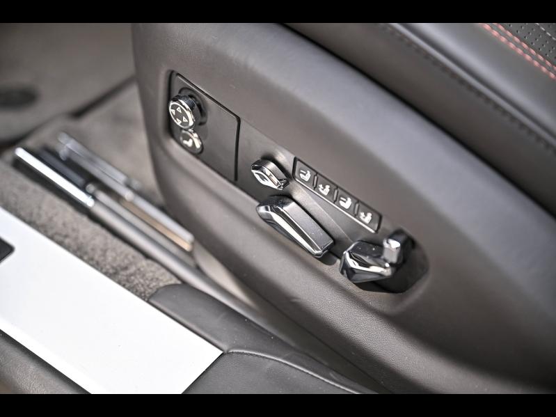 Voitures occasions BENTLEY Flying Spur Base Paris