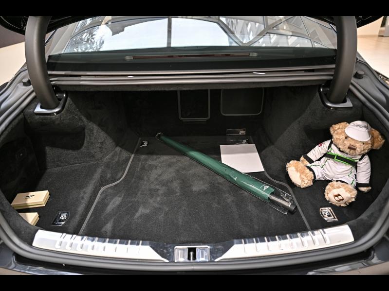 Voitures occasions BENTLEY Flying Spur Base Paris