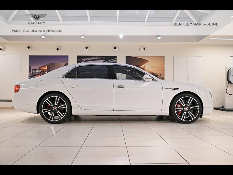 Voitures occasions BENTLEY Flying Spur Base Paris