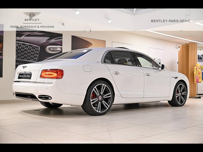 Voitures occasions BENTLEY Flying Spur Base Paris