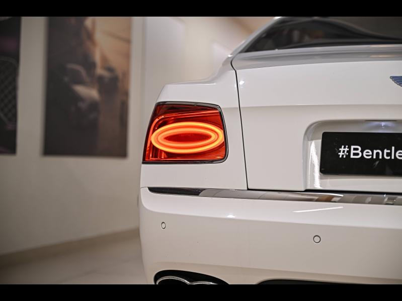 Voitures occasions BENTLEY Flying Spur Base Paris