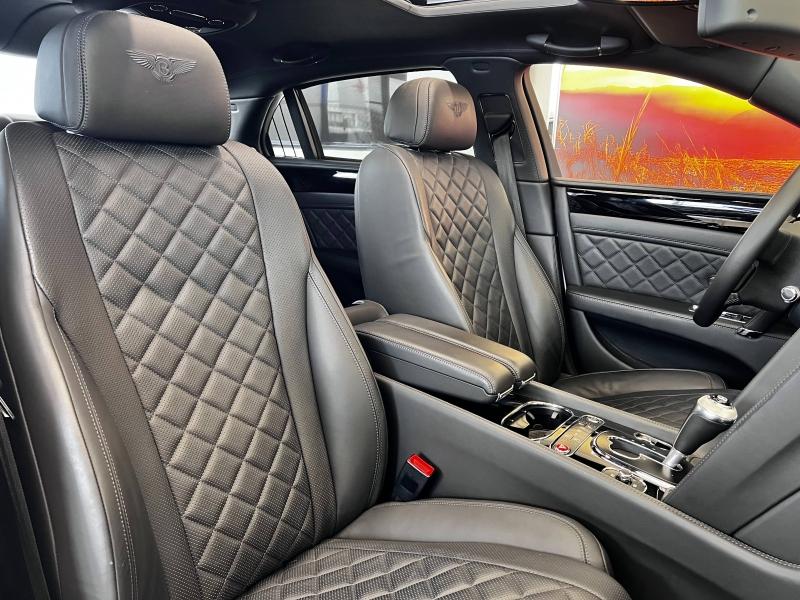 Voitures occasions BENTLEY Flying Spur Base Paris