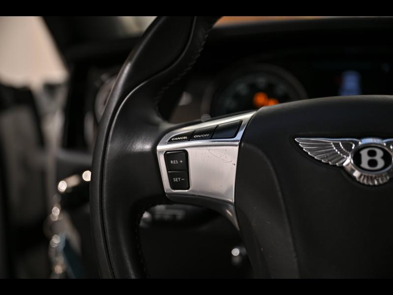 Voitures occasions BENTLEY Flying Spur Base Paris