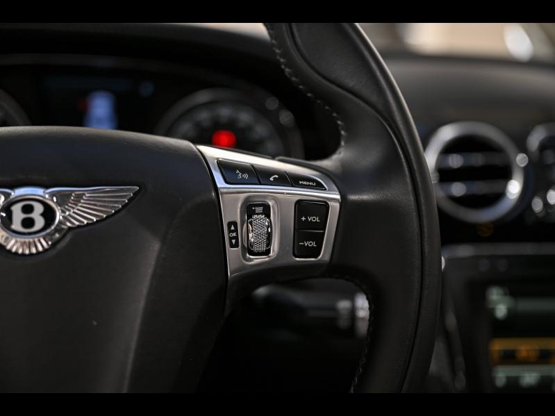 Voitures occasions BENTLEY Flying Spur Base Paris