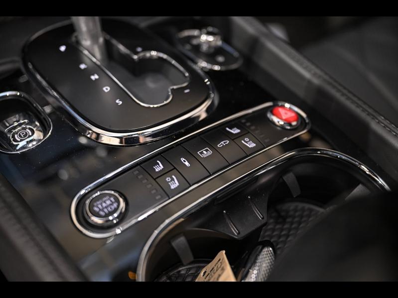 Voitures occasions BENTLEY Flying Spur Base Paris