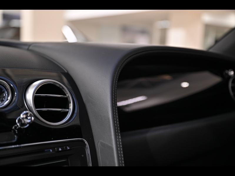 Voitures occasions BENTLEY Flying Spur Base Paris