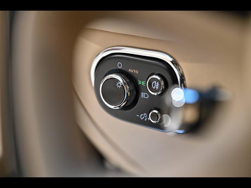 Voitures occasions BENTLEY Mulsanne Base Paris