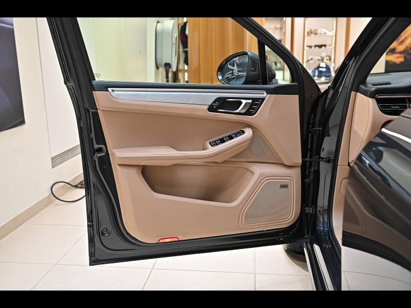 Voitures occasions PORSCHE MACAN Turbo Paris