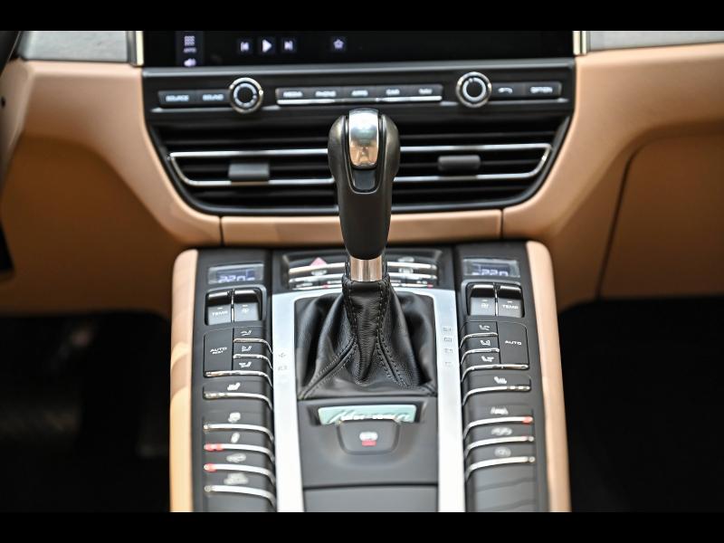 Voitures occasions PORSCHE MACAN Turbo Paris