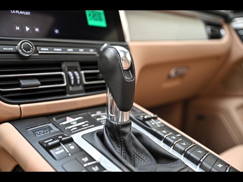 Voitures occasions PORSCHE MACAN Turbo Paris