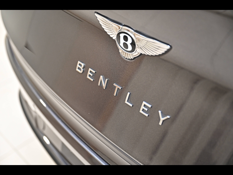 Voitures occasions BENTLEY Bentayga Base Paris